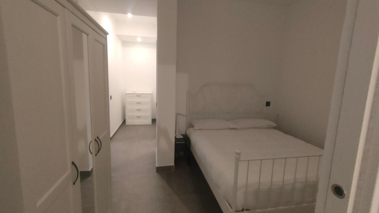 Da Nonna Teresa Bed & Breakfast Salerno Eksteriør bilde