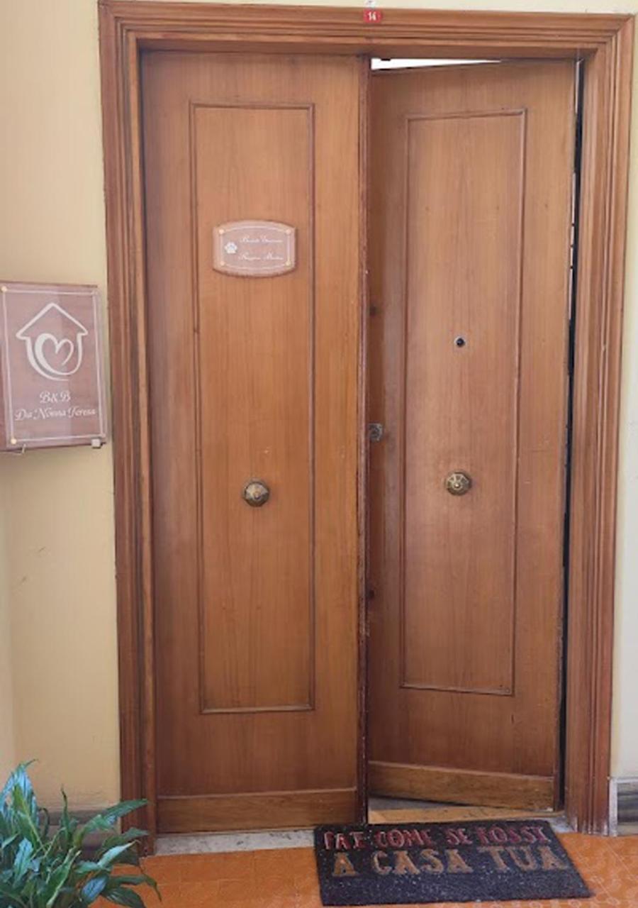 Da Nonna Teresa Bed & Breakfast Salerno Eksteriør bilde